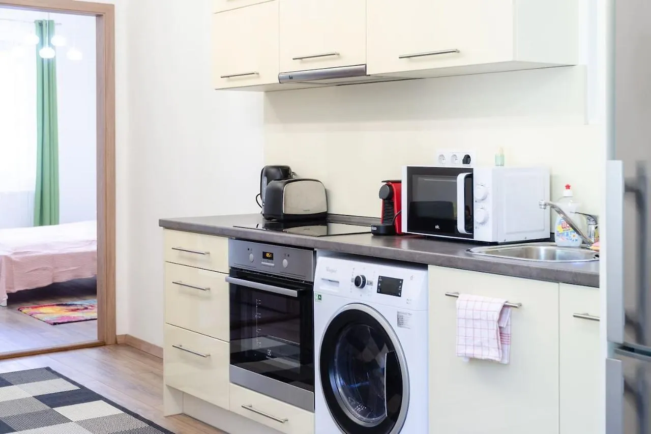 3 En Suit Bedroom Flat In The Main Centre For 6Ppl, 3Bdr,3Bthr,Ac Budapest